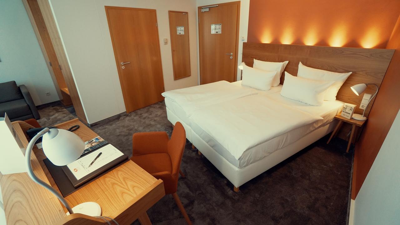 Hotel Adler Asperg Dış mekan fotoğraf